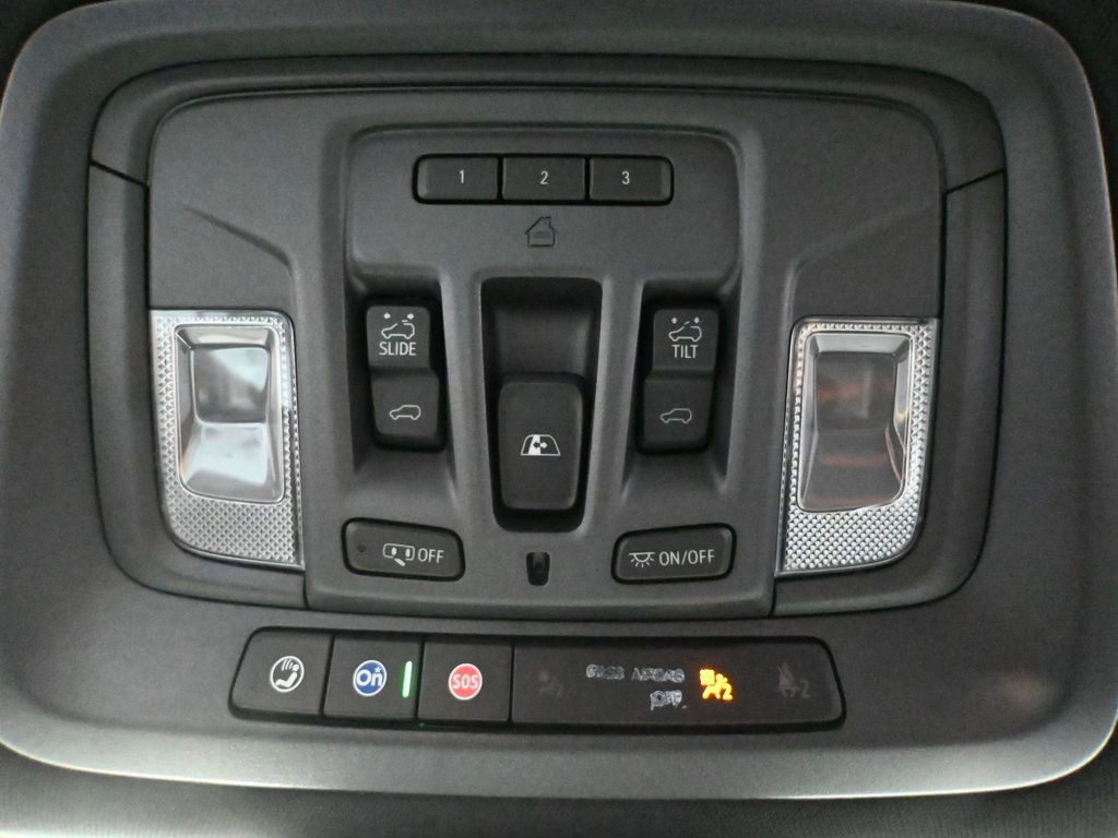 Used 2025 GMC Sierra 3500 AT4 image 41