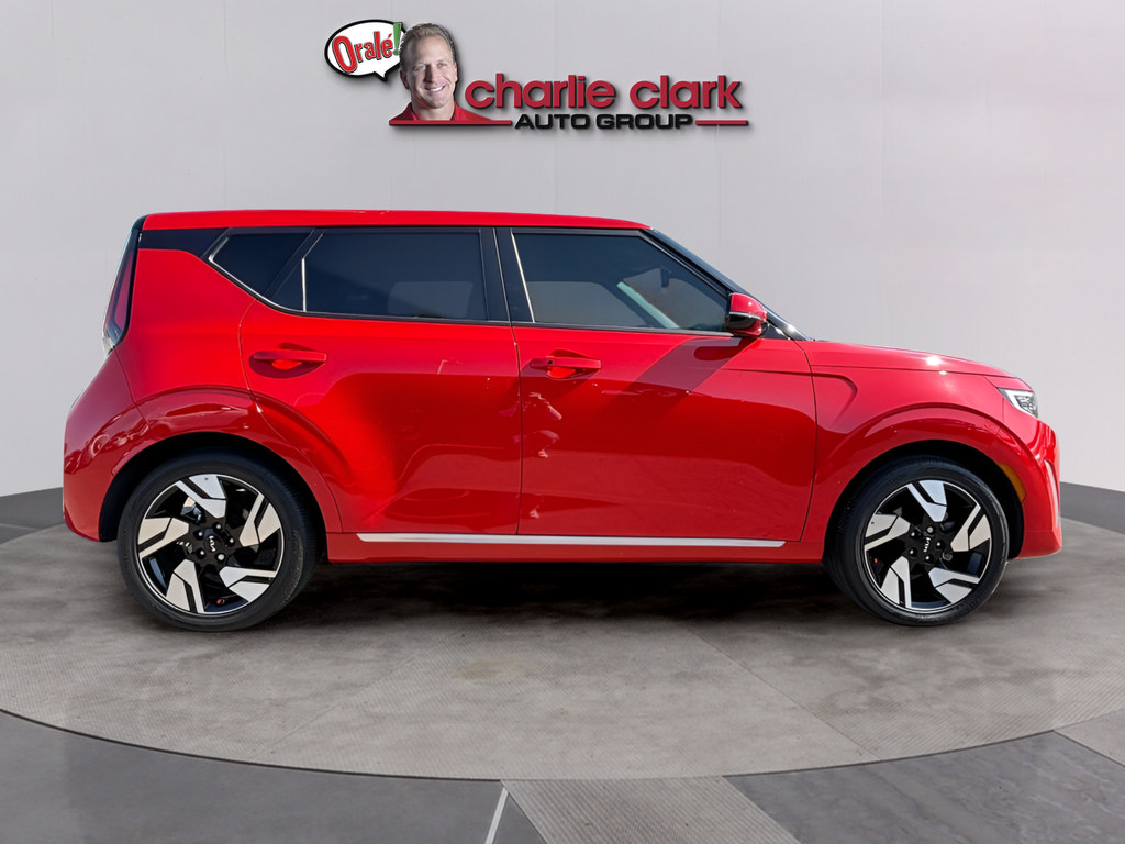 Used 2025 Kia Soul GT-Line w/ GT-Line Technology Package FWD image 6