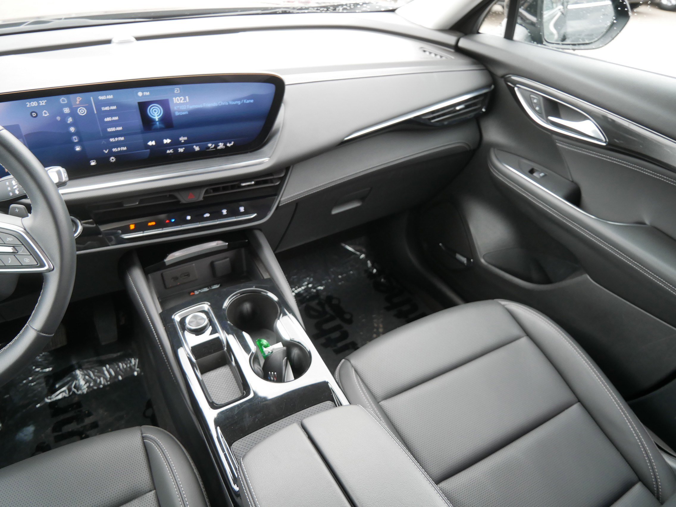 Used 2025 Buick Envision Preferred image 11