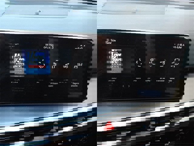 New 2025 Kia Sorento LX image 17