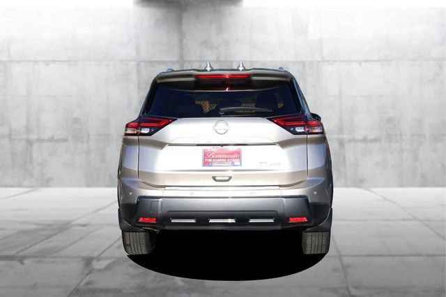 Certified 2025 Nissan Rogue SL w/ Tech Package AWD/4WD image 6