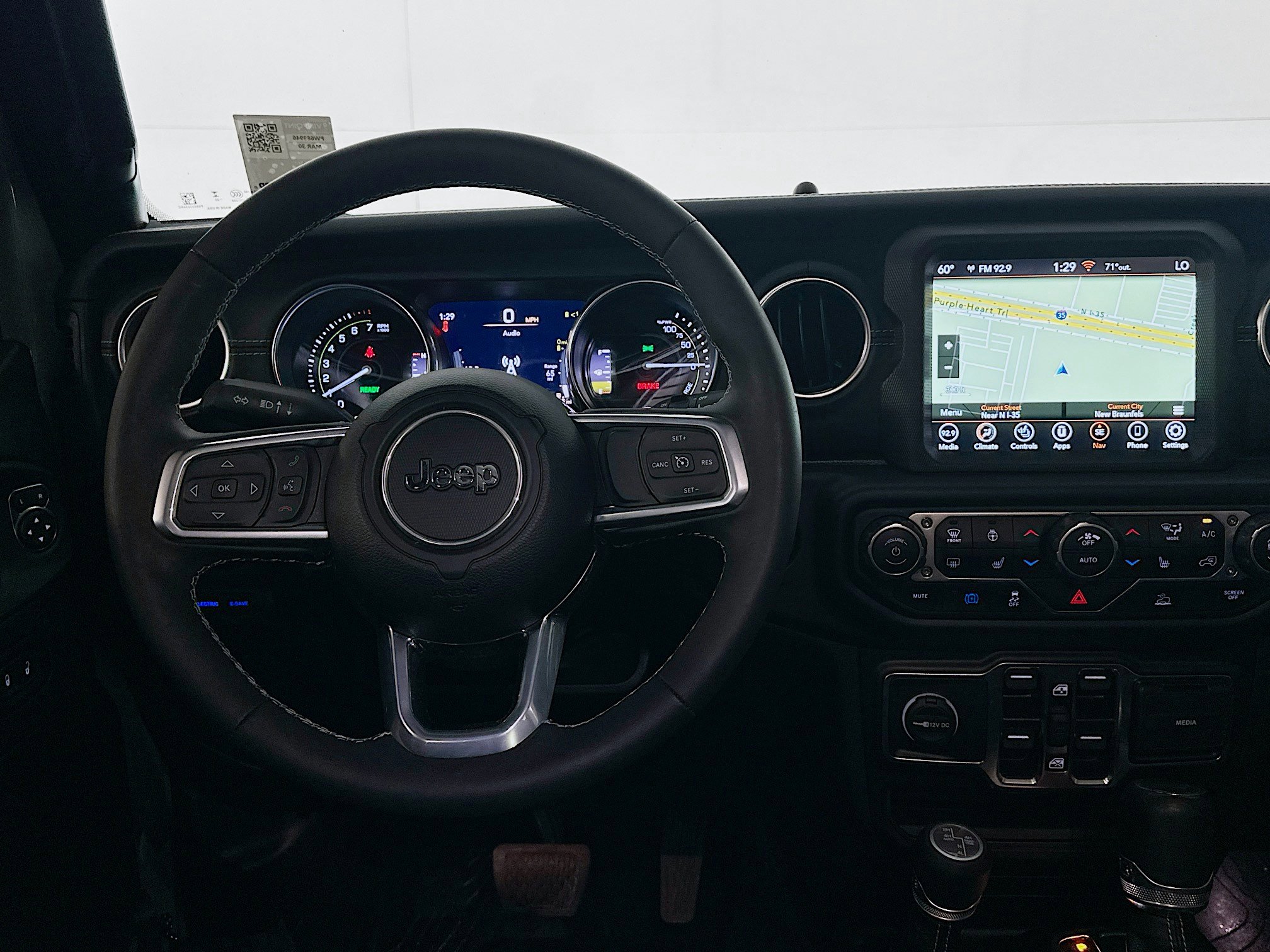 Used 2023 Jeep Wrangler Sahara w/ Cold Weather Group image 17