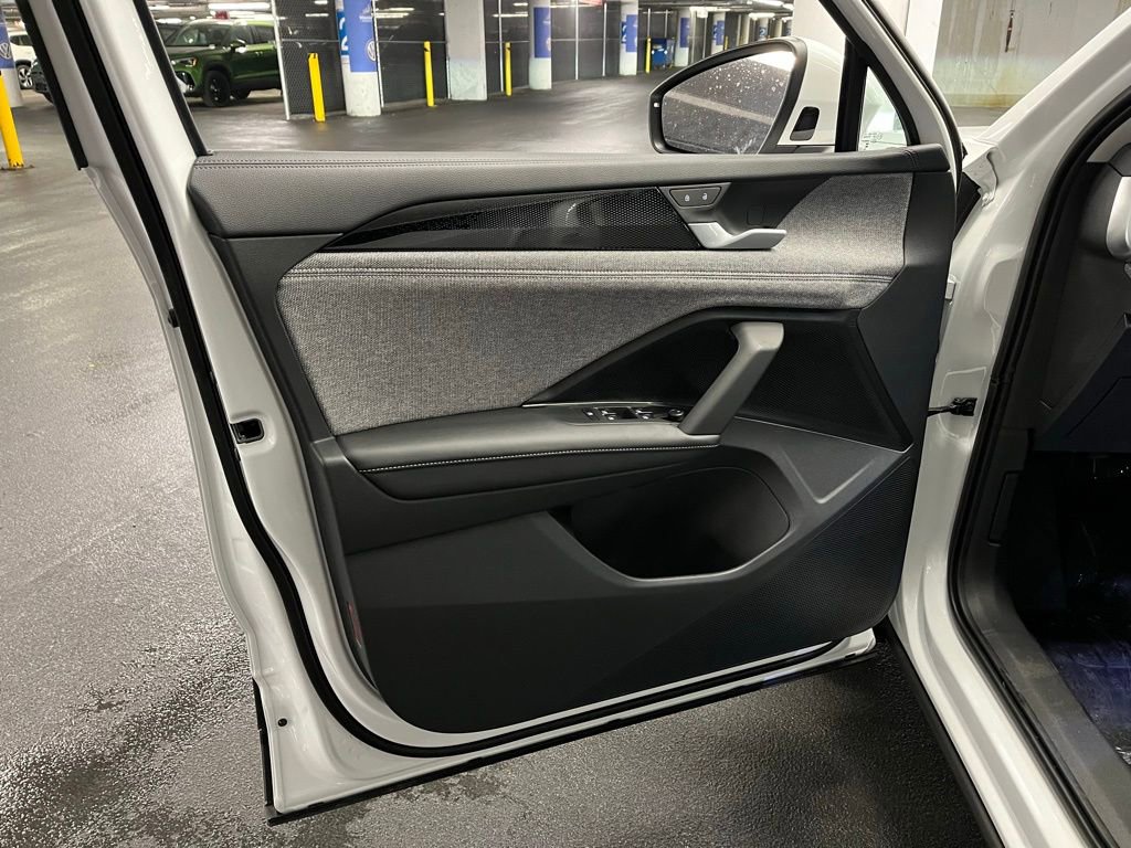 New 2025 Volkswagen Tiguan S image 18