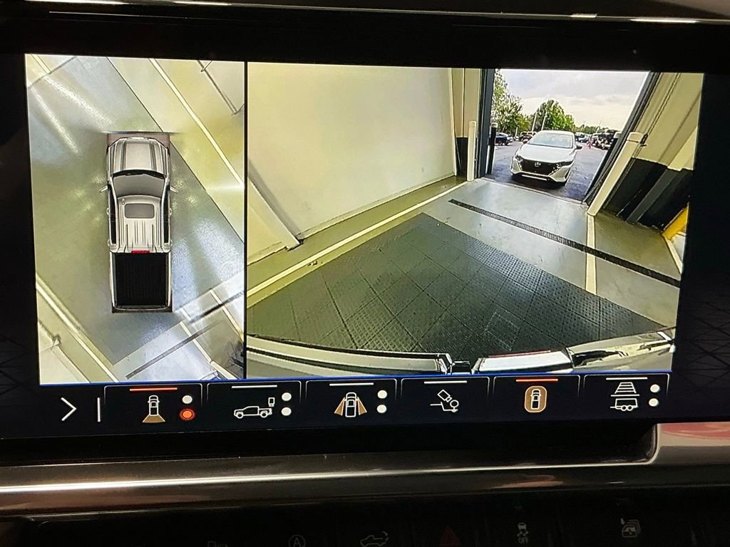 Used 2026 GMC Sierra 1500 SLE w/ Preferred Package RWD image 6