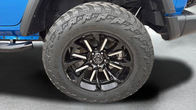 Used 2024 Jeep Wrangler Unlimited Rubicon w/ Convenience Group AWD/4WD image 30