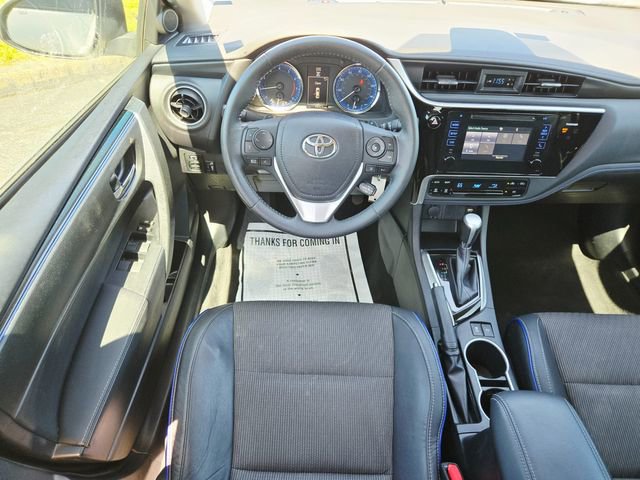 Used 2017 Toyota Corolla SE image 11