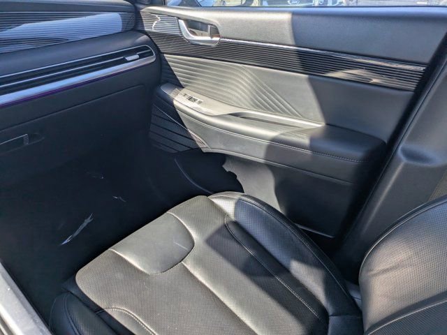 Used 2024 Hyundai Palisade Calligraphy image 15