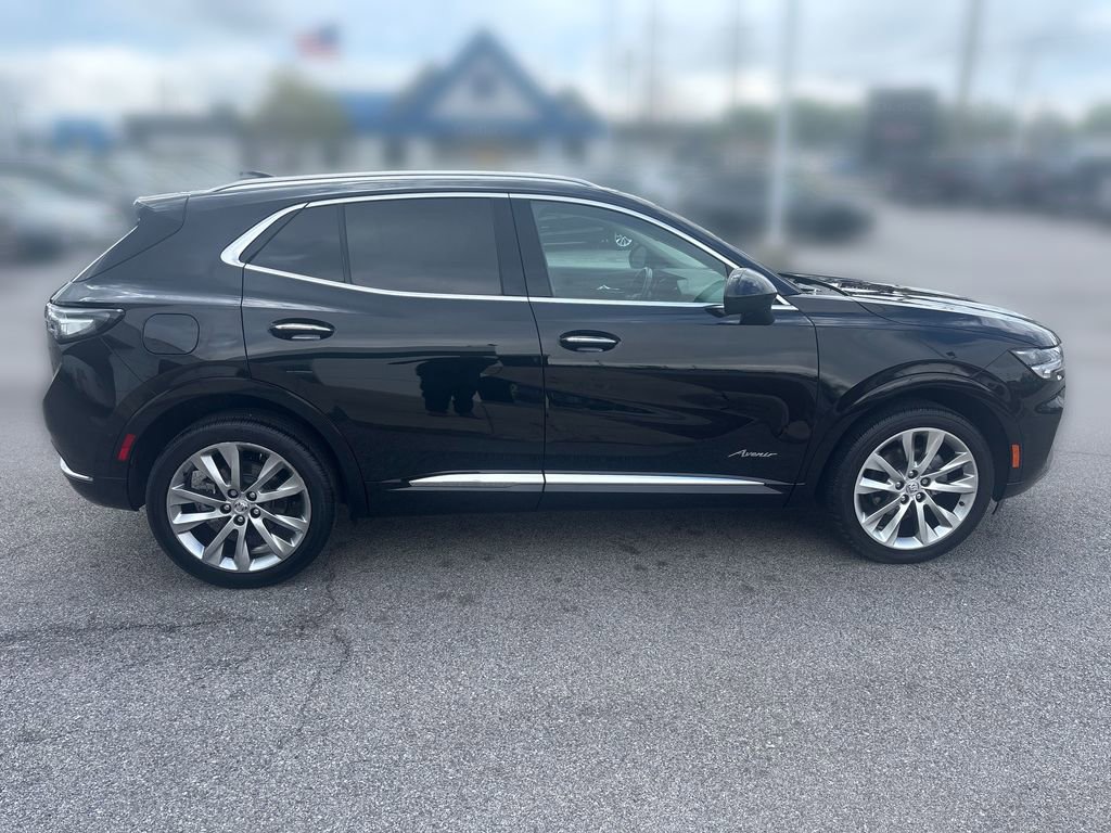 Used 2022 Buick Envision Avenir w/ Technology Package II AWD/4WD image 9
