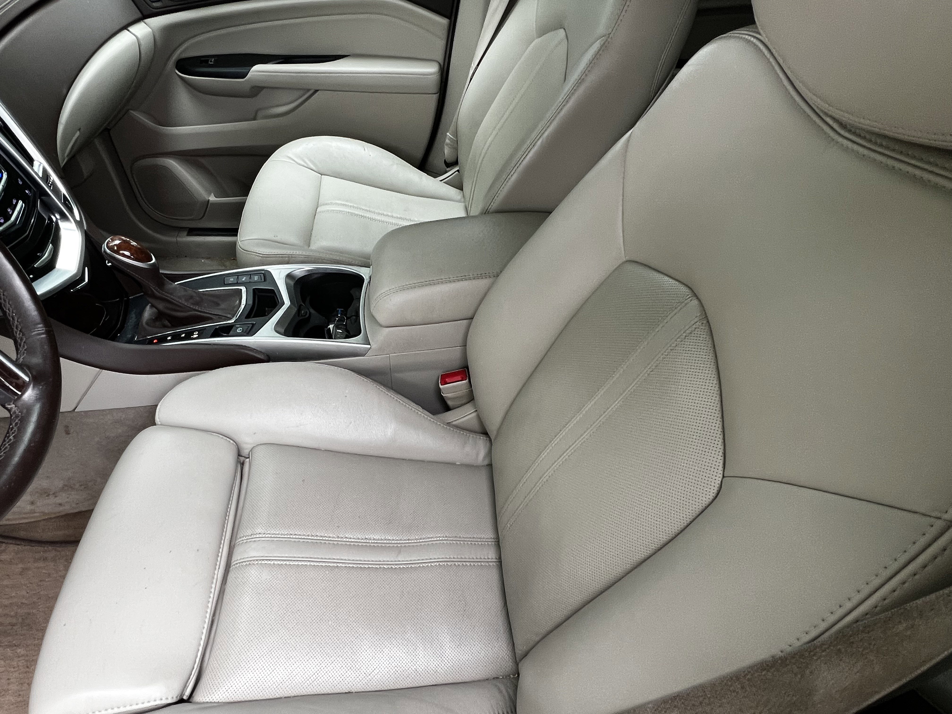 Used 2016 Cadillac SRX Premium AWD/4WD image 16