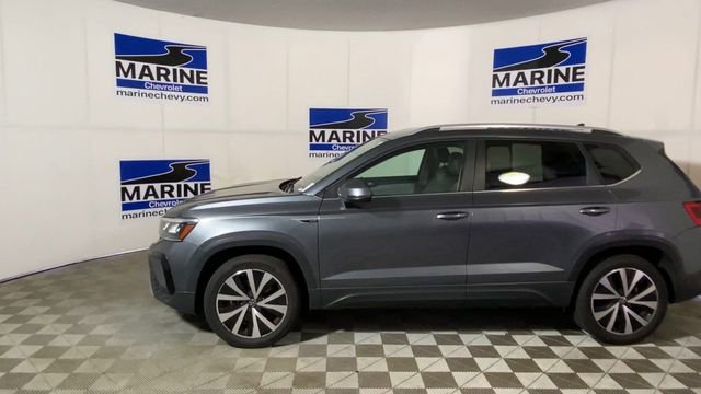 Used 2022 Volkswagen Taos SE image 7