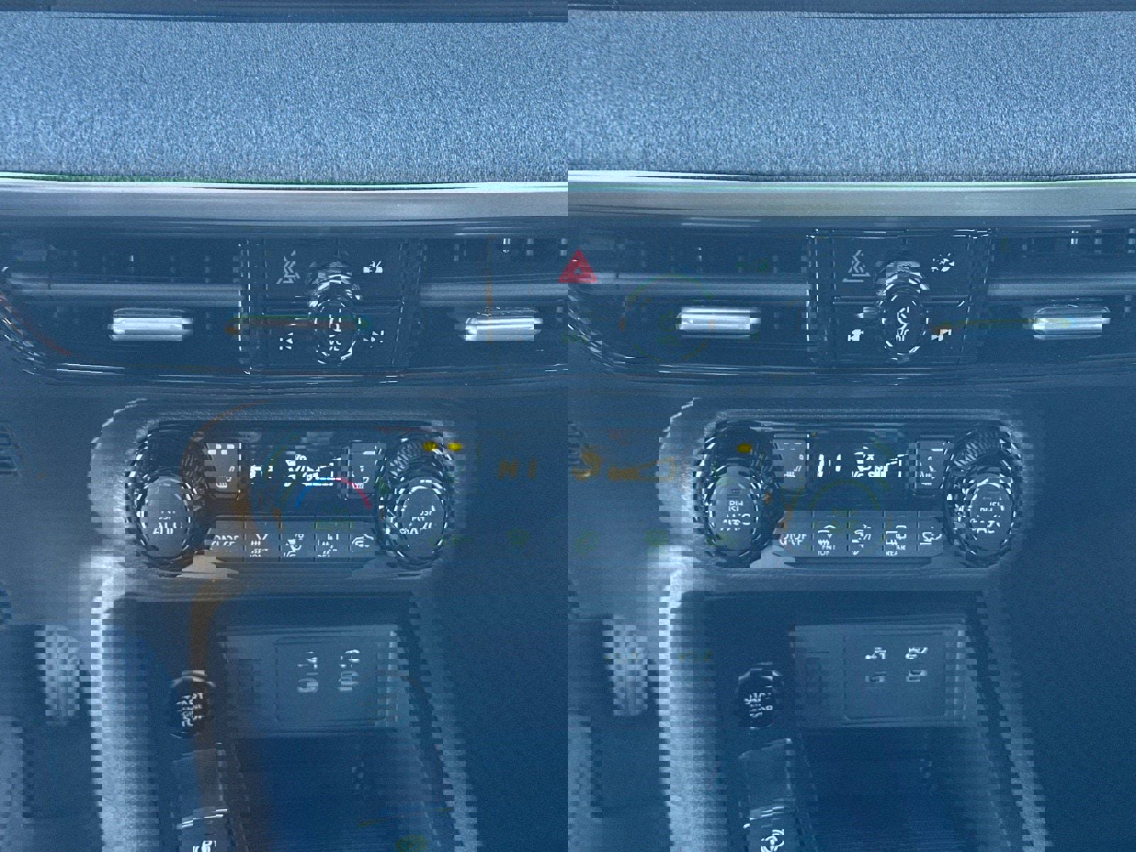 New 2026 Nissan Kicks SV w/ Cold Weather Package image 29