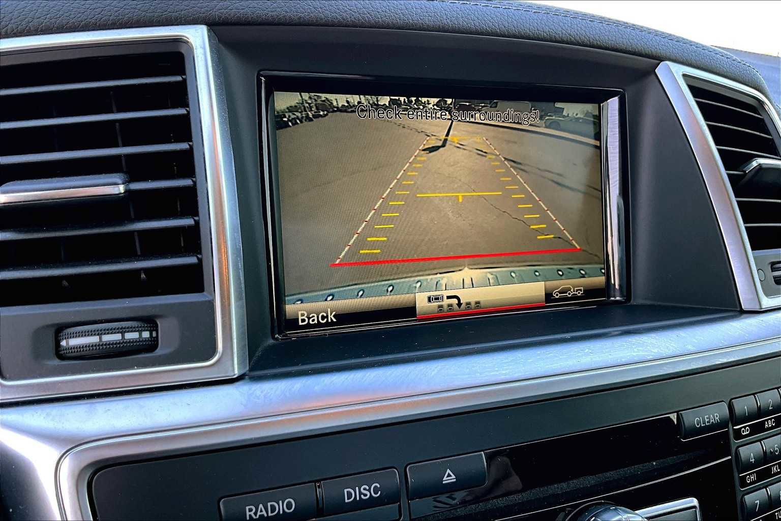 Used 2016 Mercedes-Benz GL 450 4MATIC image 24