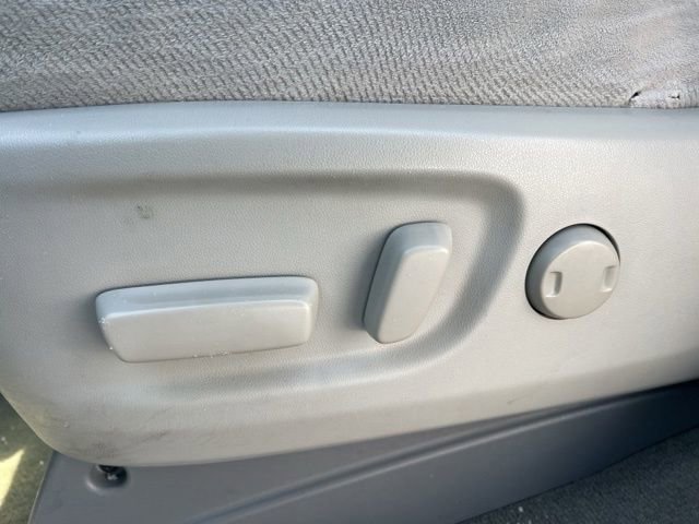 Used 2011 Toyota Sienna LE w/ Towing Pkg image 25