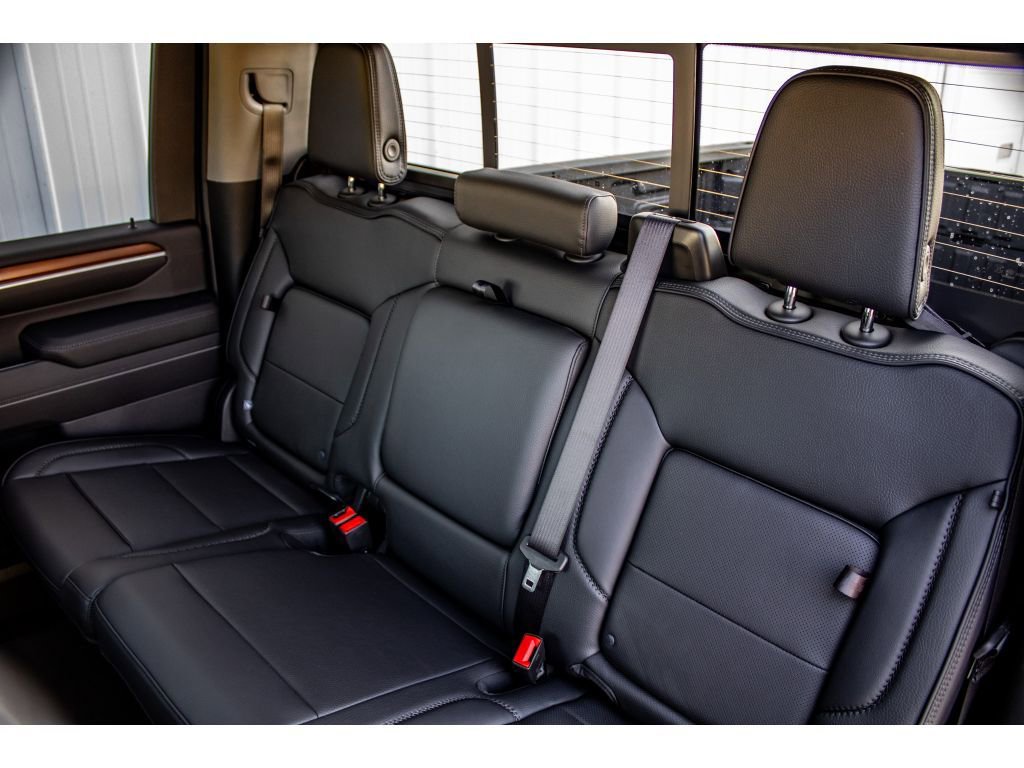 New 2026 GMC Sierra 3500 Denali w/ Denali Reserve Package image 22