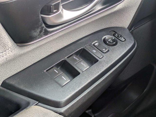 Used 2018 Honda CR-V EX image 25