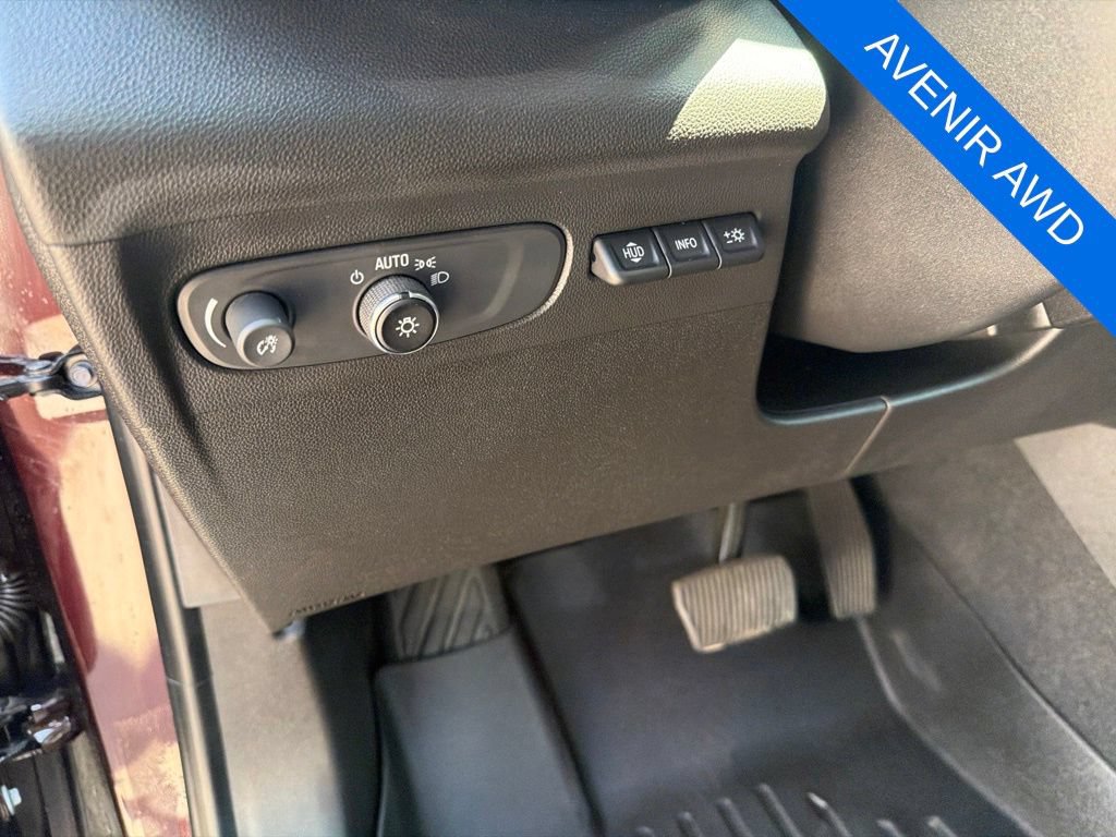 Used 2021 Buick Envision Avenir w/ Technology Package II AWD/4WD image 11