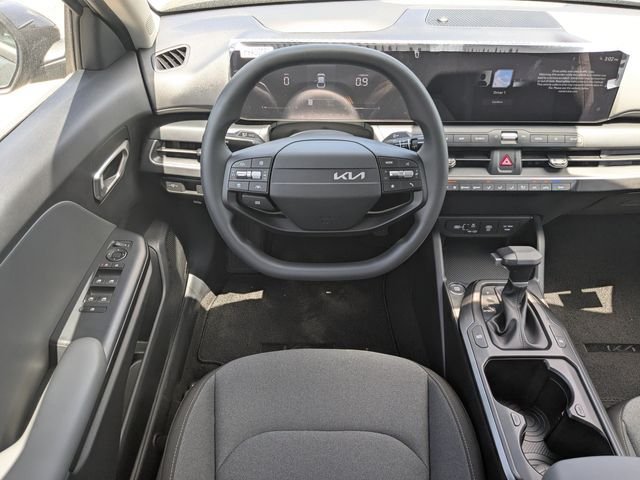 New 2026 Kia K4 FWD image 15