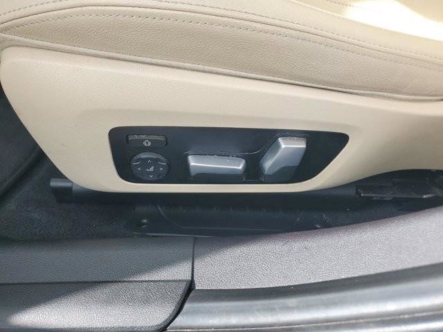 Used 2021 BMW 330i Sedan image 23