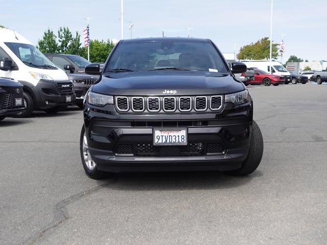 Used 2025 Jeep Compass Sport AWD/4WD image 2