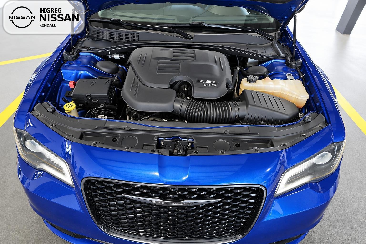 Used 2021 Chrysler 300 Touring w/ Sport Appearance Package RWD image 13