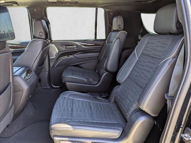 Used 2023 Cadillac Escalade ESV Sport Platinum w/ LPO, ONYX Package image 21