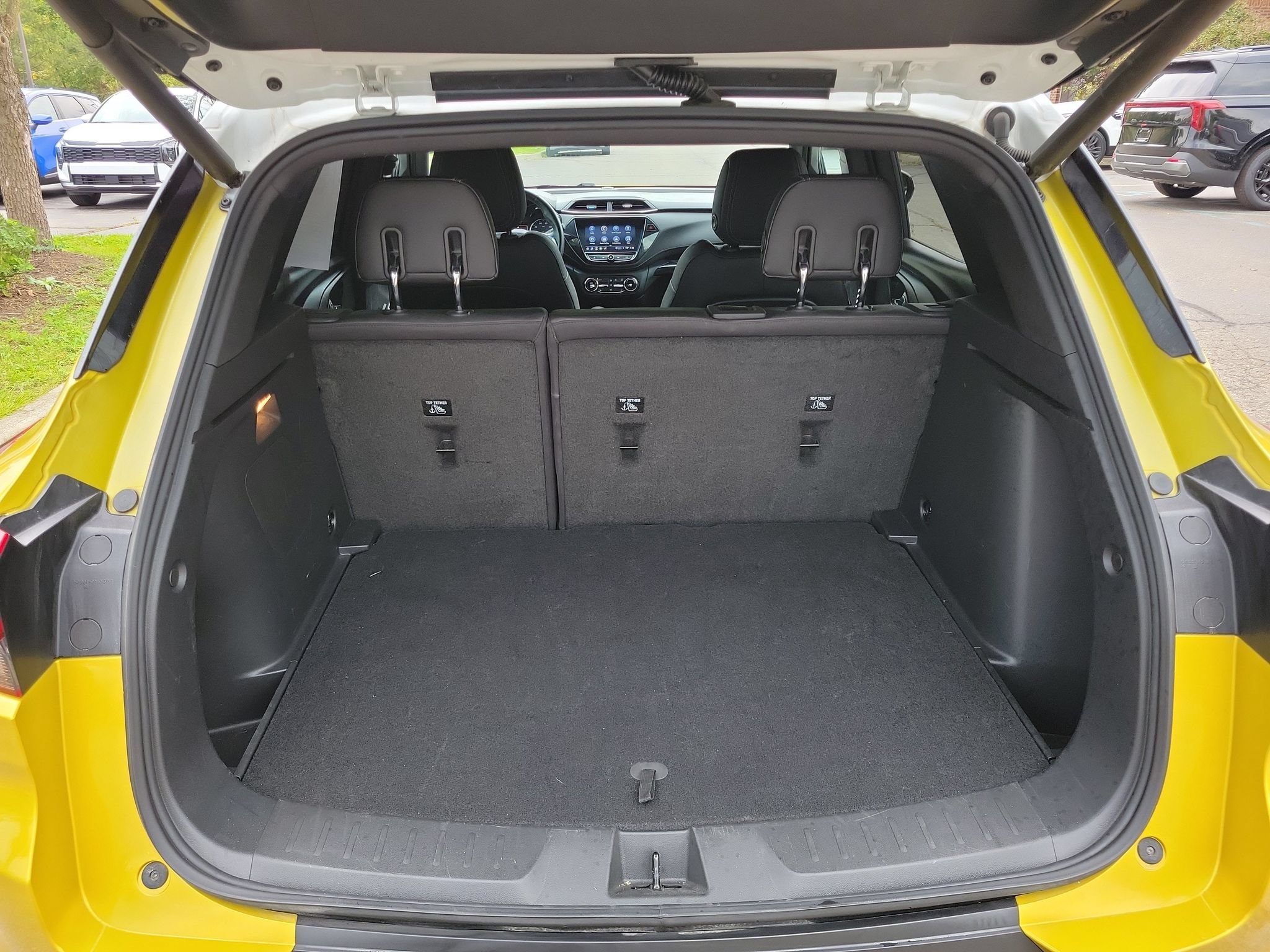 Used 2023 Chevrolet TrailBlazer ACTIV w/ Sun and Liftgate Package AWD/4WD image 28