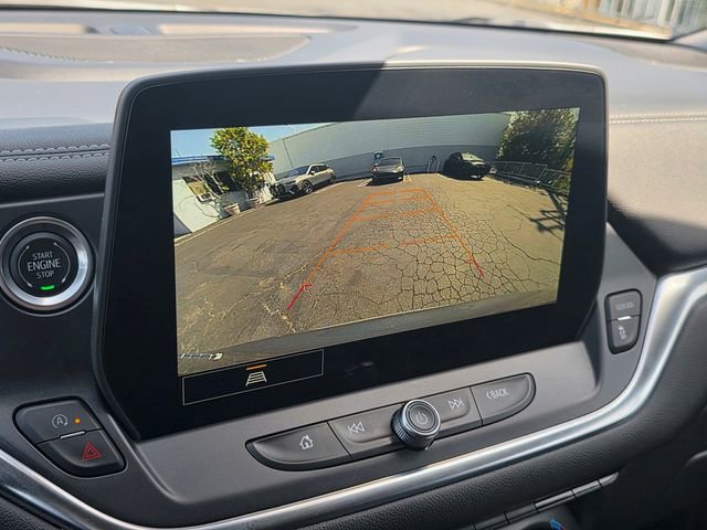 Used 2025 Chevrolet Blazer LT image 24