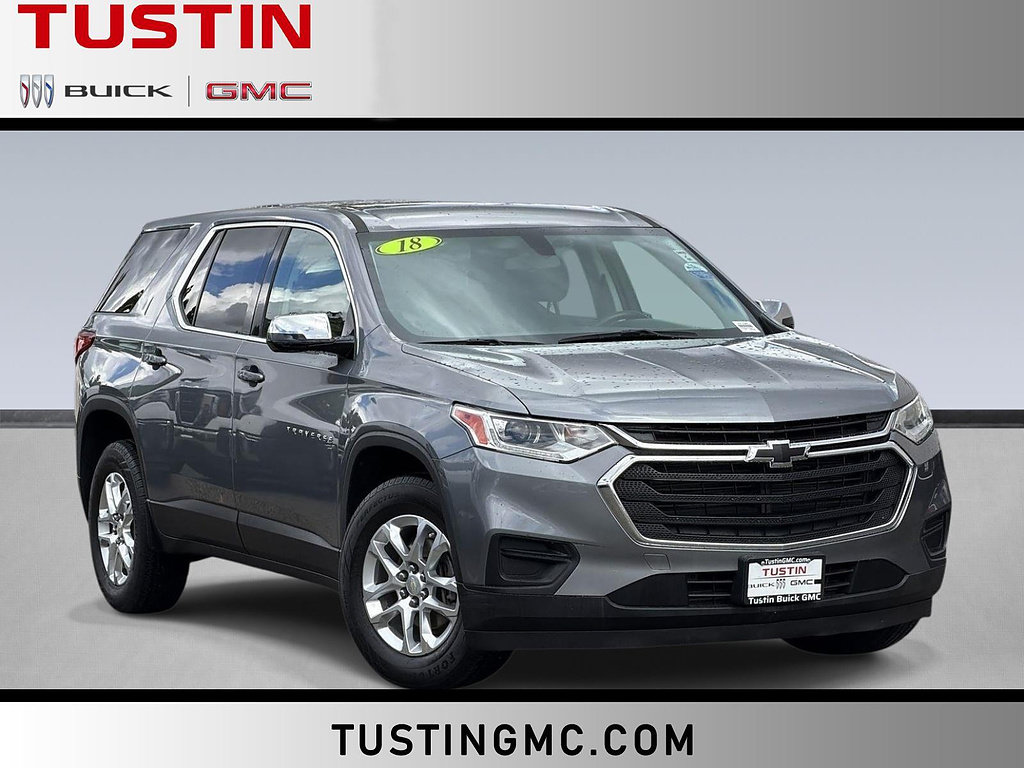 Used 2018 Chevrolet Traverse LS FWD image 1