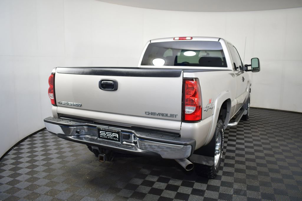 Used 2004 Chevrolet Silverado 2500 LS image 7