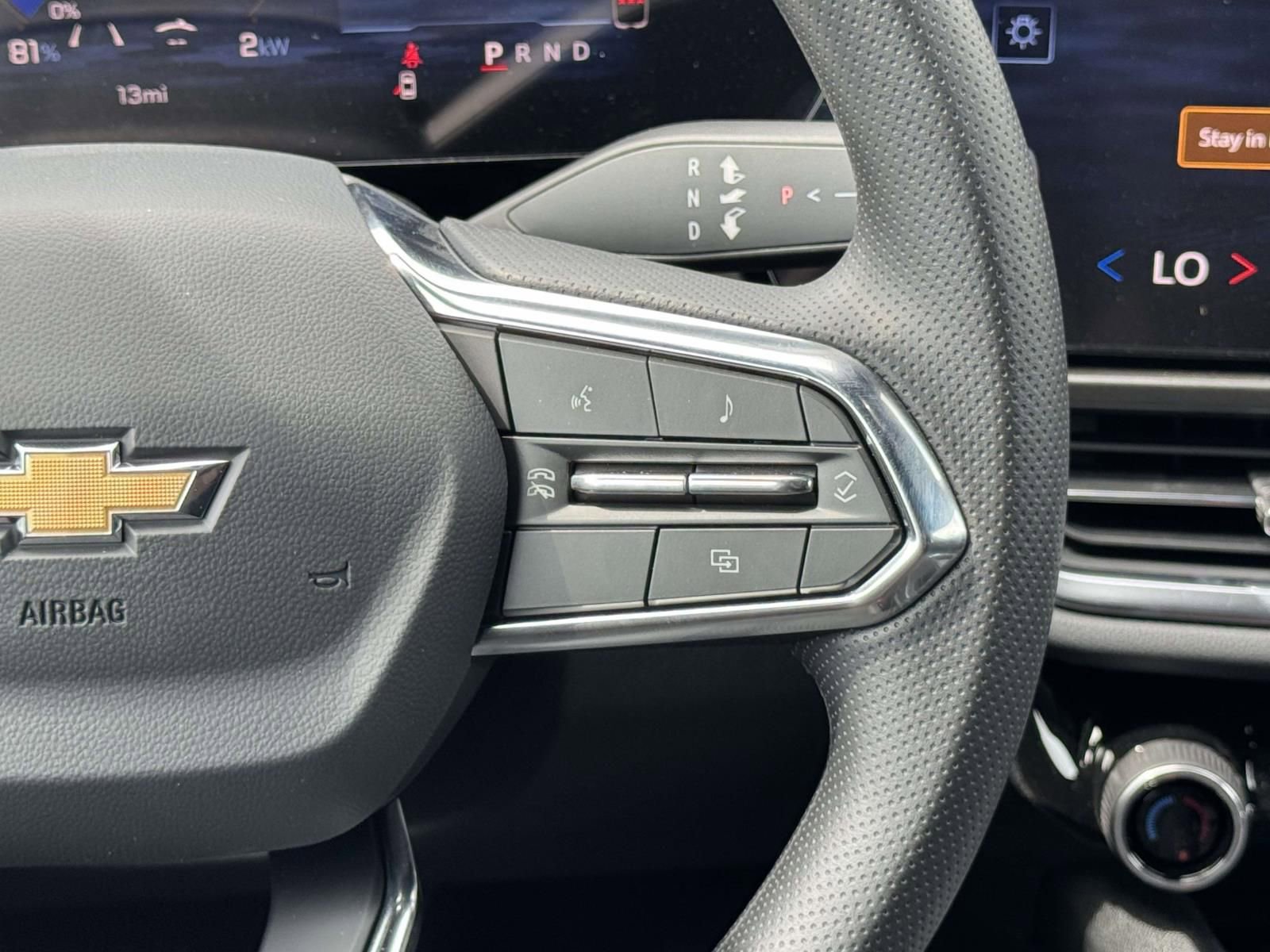 New 2026 Chevrolet Equinox EV LT image 16