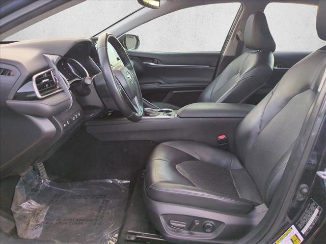 Used 2022 Toyota Camry XLE image 16