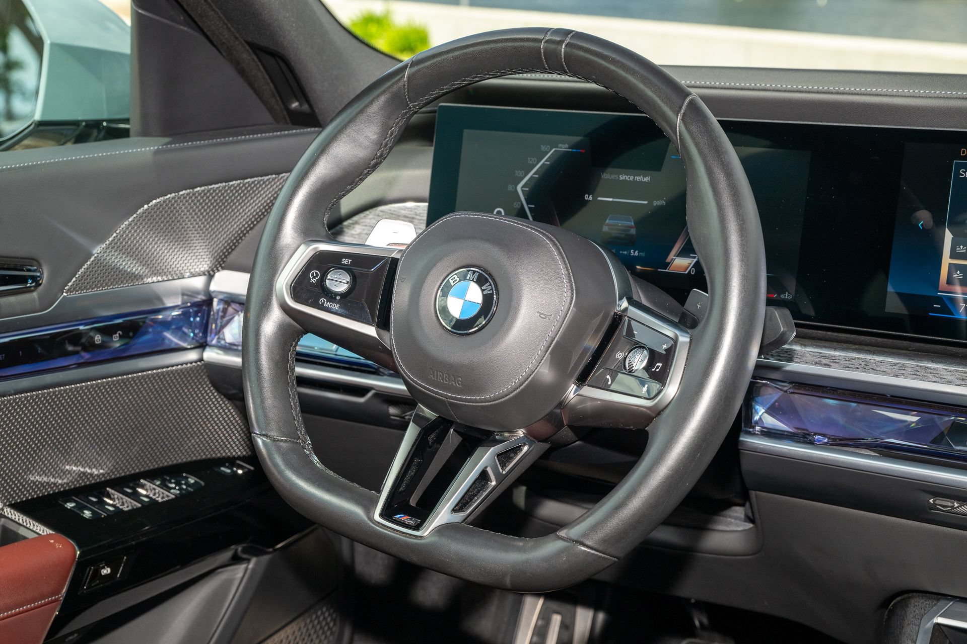 Used 2023 BMW 740i w/ Parking Assistance Package RWD image 30