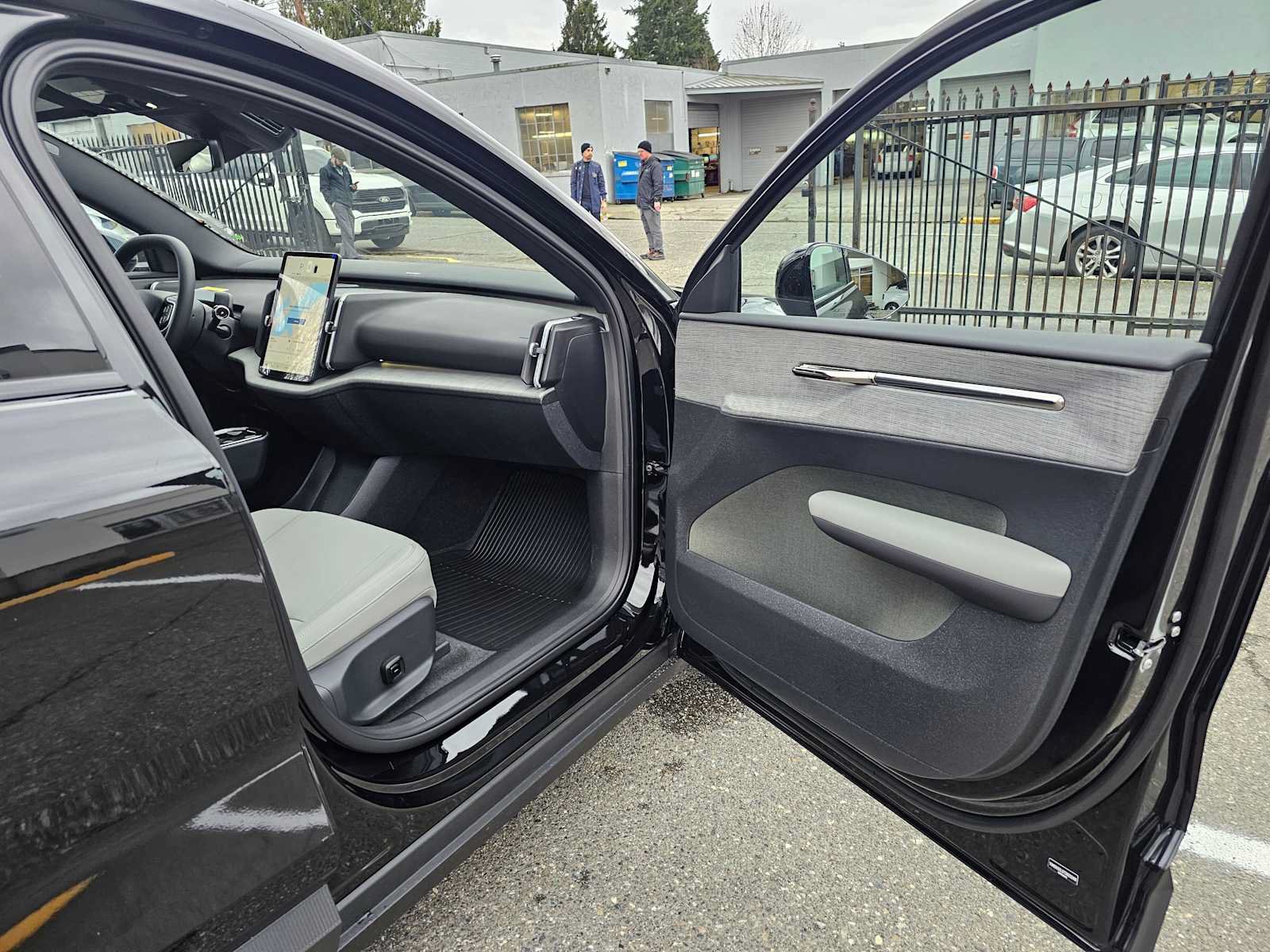 New 2026 Volvo EX30 Ultra w/ Protection Package Premier AWD/4WD image 10