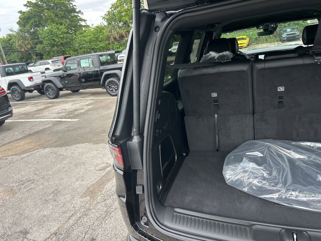 New 2025 Jeep Wagoneer Series II w/ Convenience Group I image 32