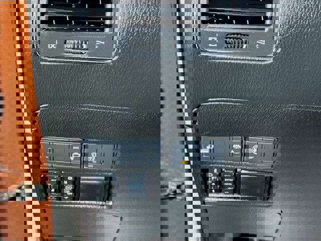 Used 2018 Nissan Armada Platinum w/ Captain Seat Package image 10