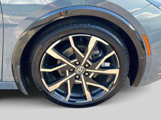 Certified 2024 Toyota Prius Prime FWD image 15