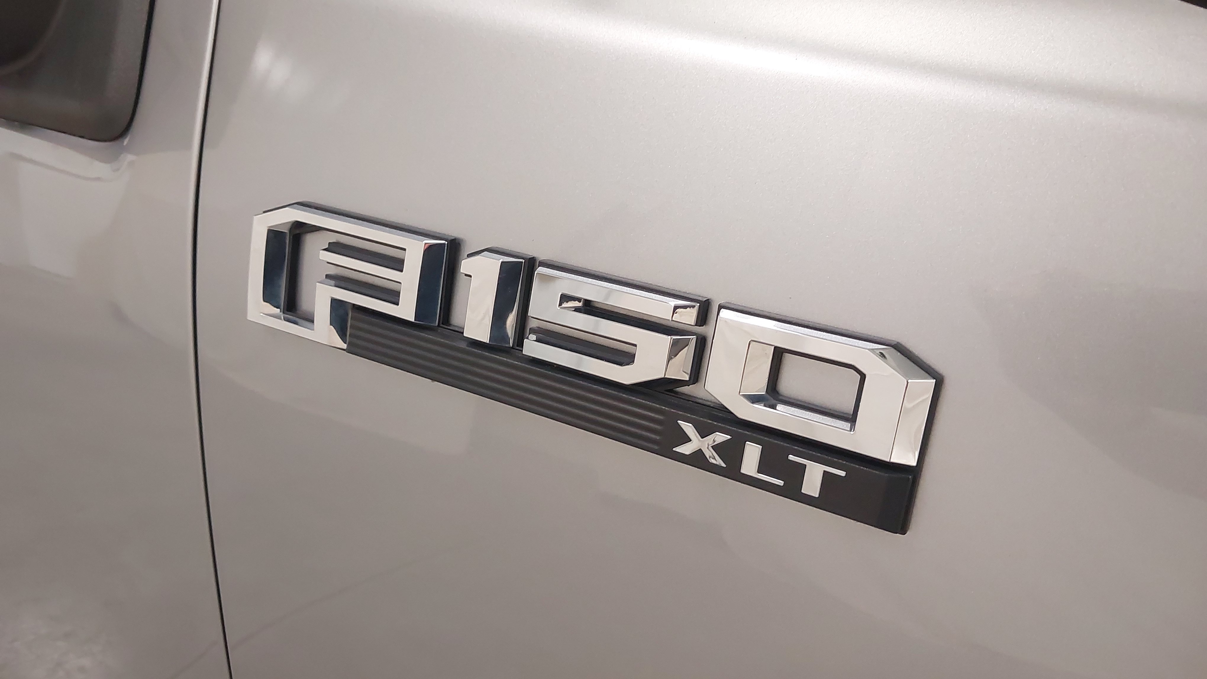 Used 2020 Ford F150 XLT w/ Equipment Group 302A Luxury AWD/4WD image 31