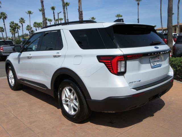 Certified 2025 Ford Explorer Active image 2