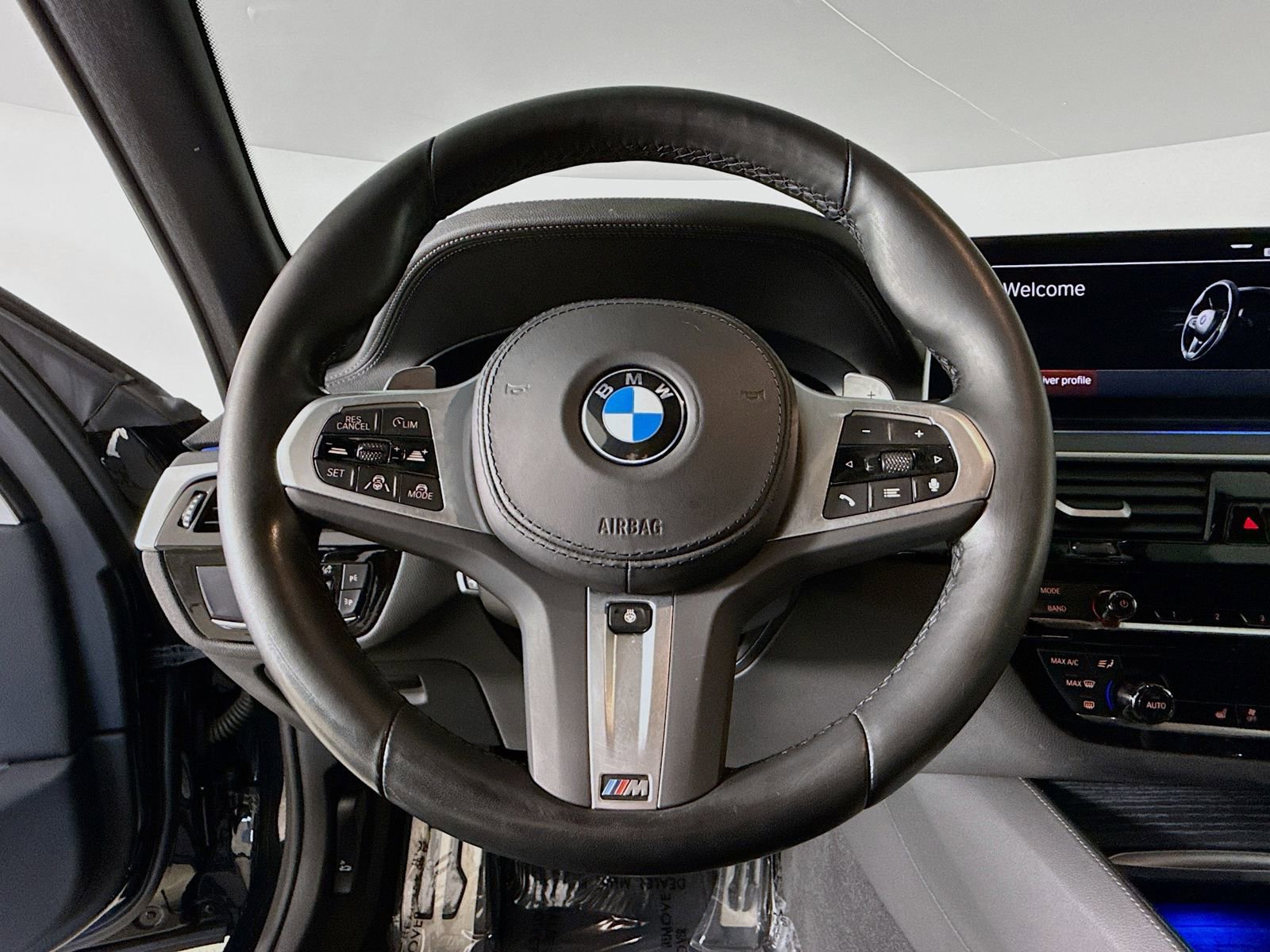 Certified 2023 BMW M550i xDrive M550i xDrive w/ Executive Package image 11