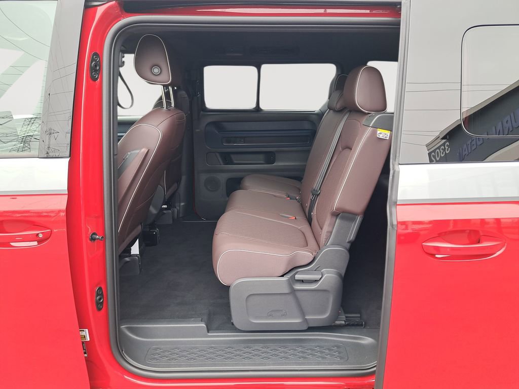 New 2025 Volkswagen ID. Buzz Pro S image 13