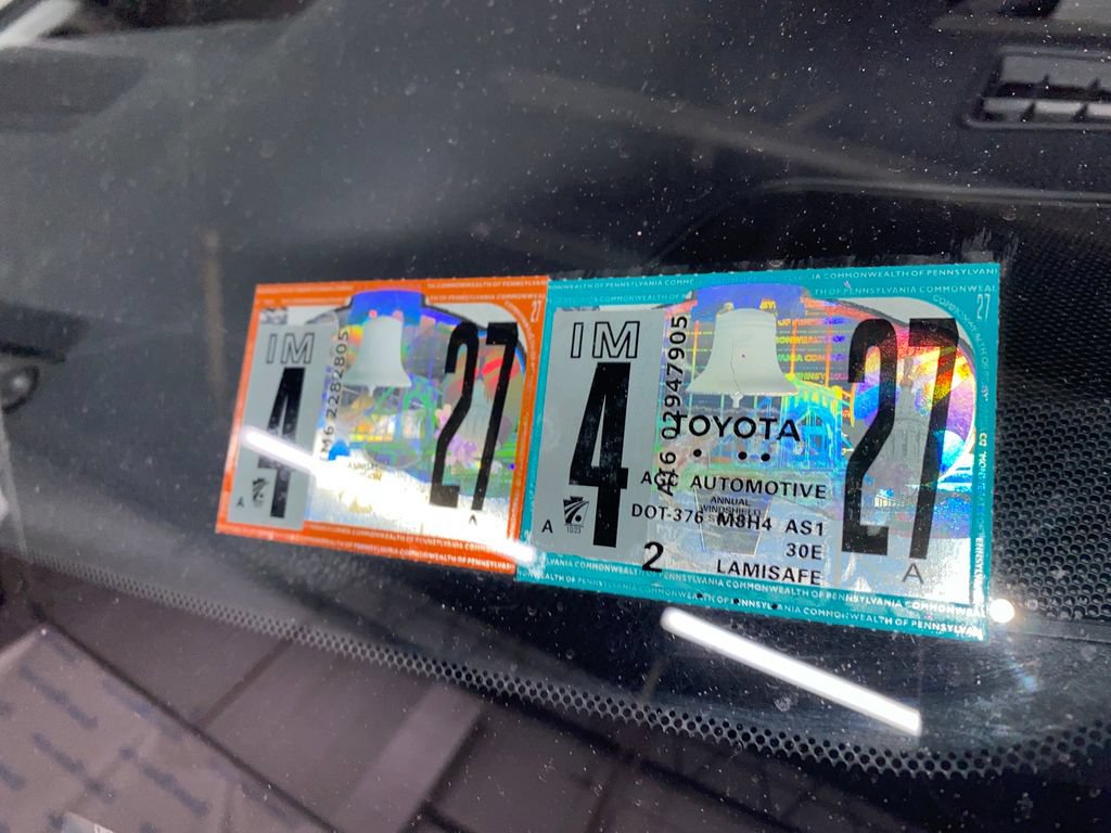 Used 2017 Toyota RAV4 Platinum w/ All Weather Liner Package AWD/4WD image 33