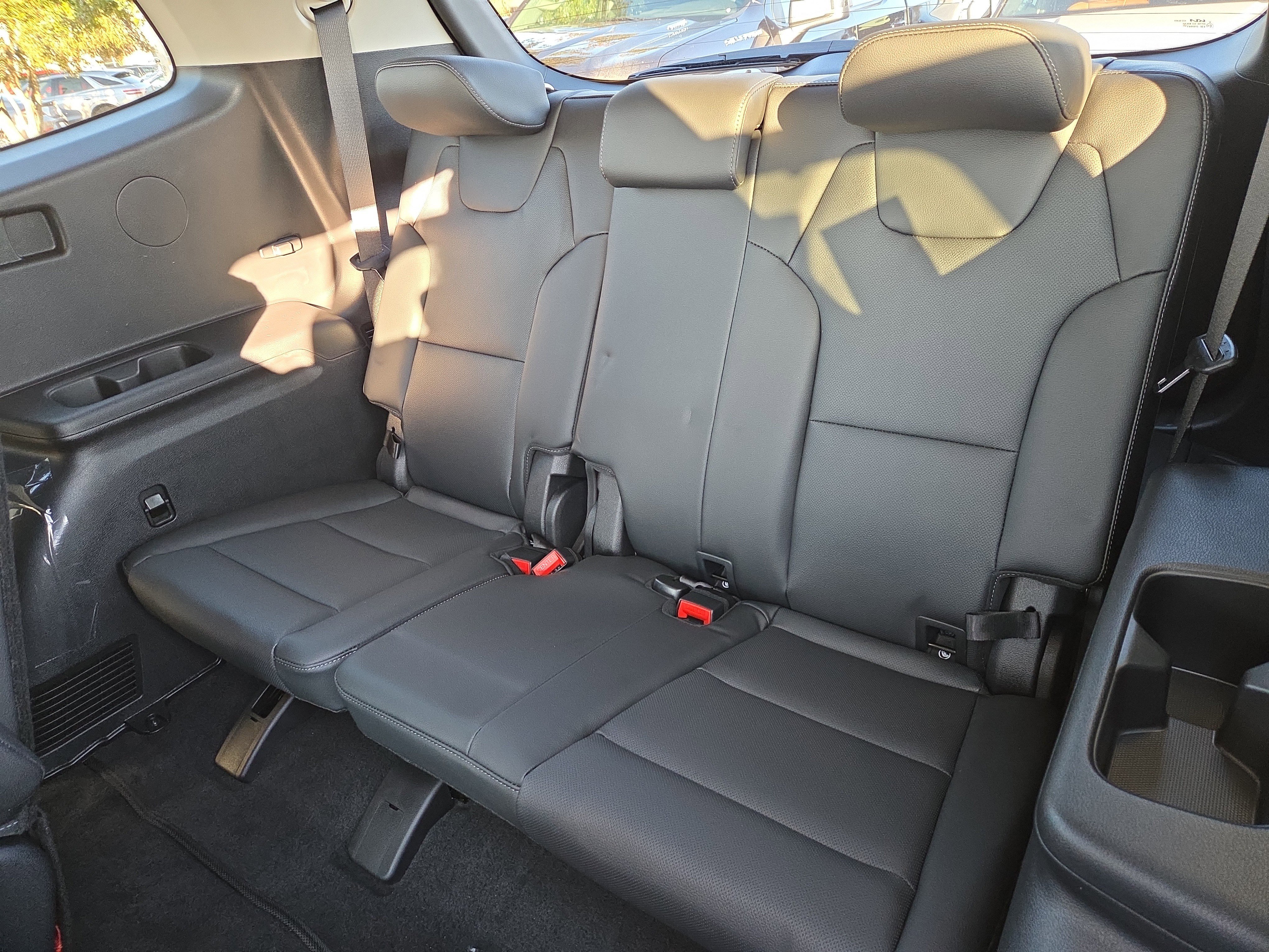 New 2025 Kia Telluride EX w/ EX Captain's Chair Package image 9