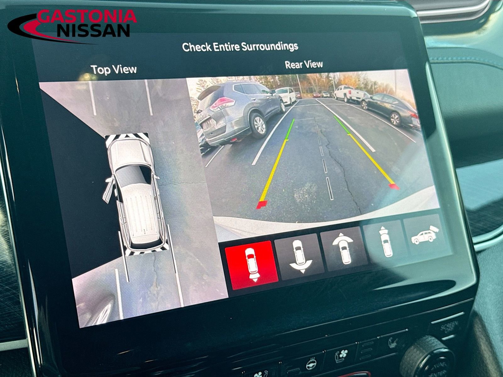 Used 2022 Jeep Grand Cherokee Trailhawk w/ Advanced Protech Group II image 18