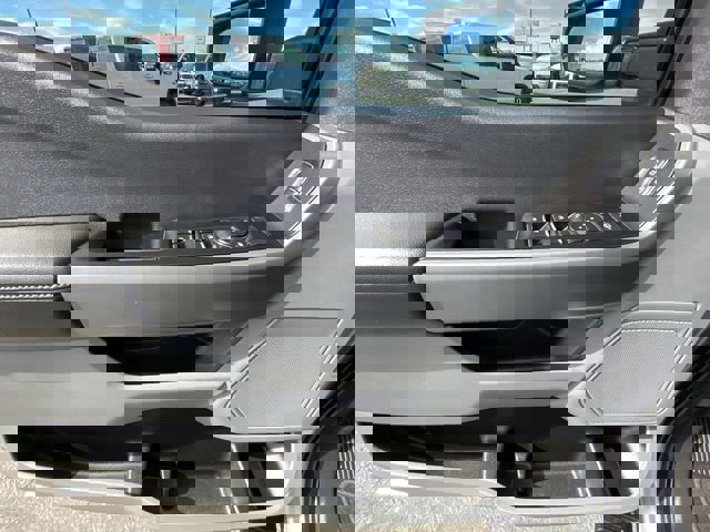 Used 2024 Ford F350 XLT image 13