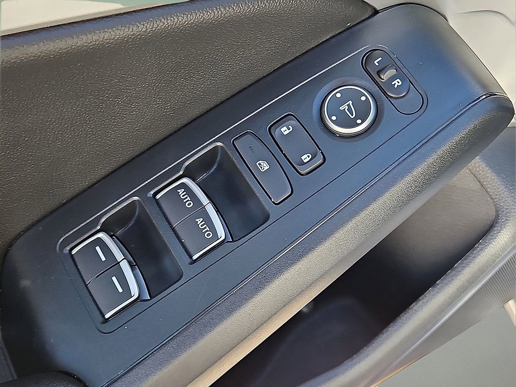 Used 2025 Acura Integra image 16