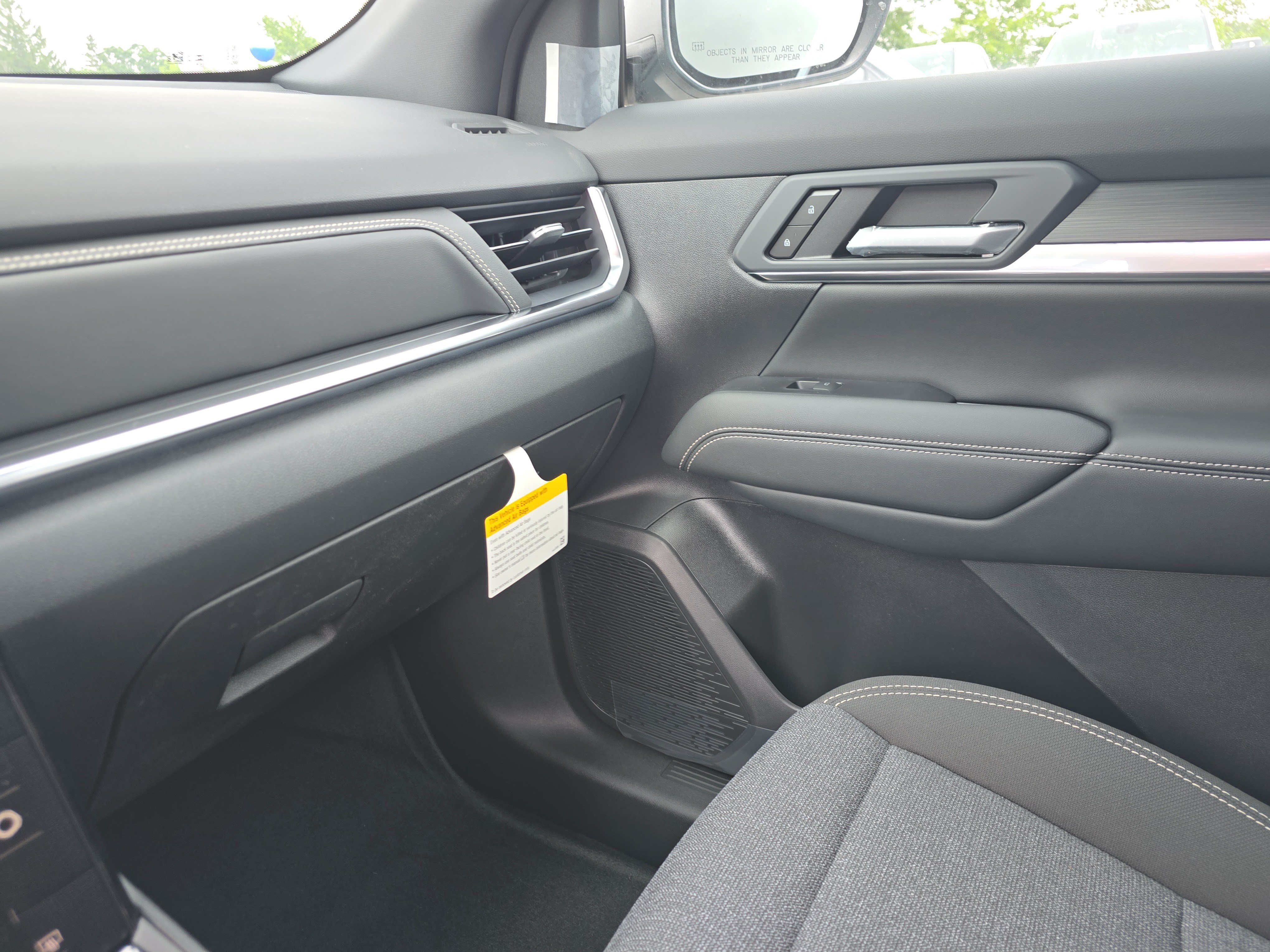 New 2027 GMC Terrain Elevation w/ LPO, Floor Liner Package FWD image 29