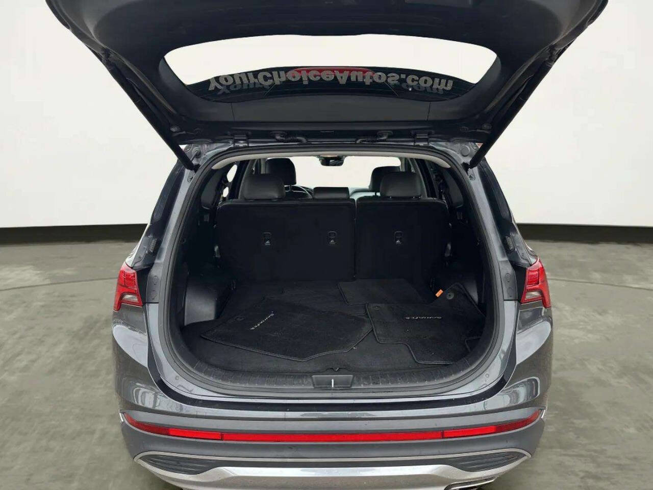 Used 2022 Hyundai Santa Fe SEL w/ Convenience + Premium Package AWD/4WD image 15