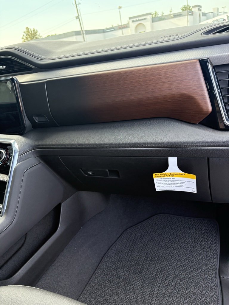 New 2025 GMC Sierra 2500 Denali w/ Max Trailering Package image 37