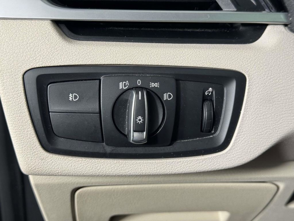 Used 2019 BMW X1 xDrive28i w/ Convenience Package AWD/4WD image 19