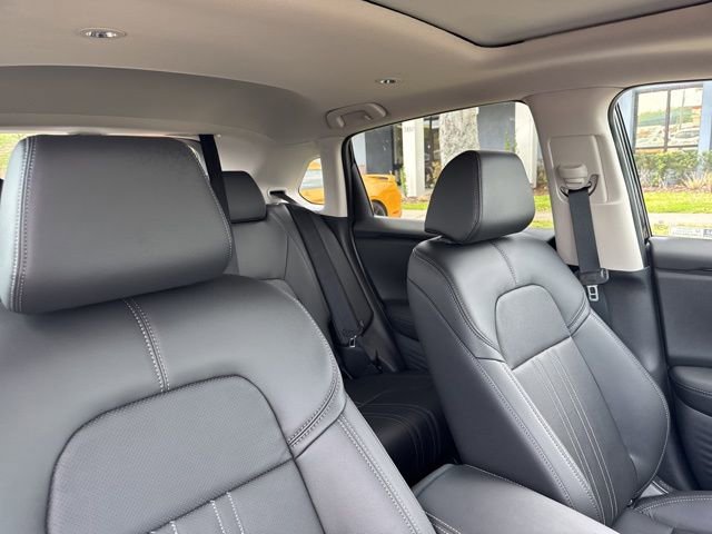 Used 2026 Honda HR-V EX-L image 12